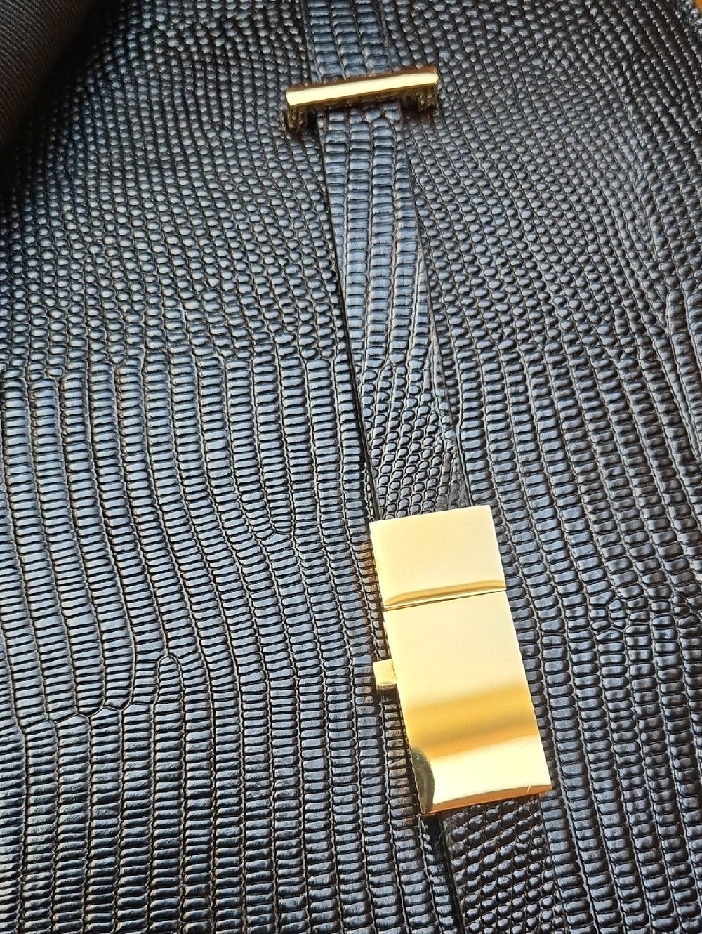DeMellier "The Hudson" Black Lizard Effect Leather with Gold Hardware NWT - Picture 9 of 9
